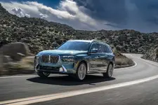 new-bmw-x7-on-location-palm-springs-10-2022-2249px.webp