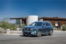 new-bmw-x7-on-location-palm-springs-10-2022-2249px.webp