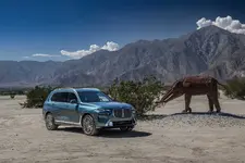 new-bmw-x7-on-location-palm-springs-10-2022-2249px.webp