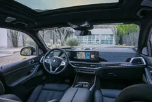 new-bmw-x7-on-location-palm-springs-10-2022-2211px.webp