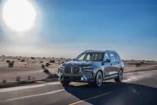 new-bmw-x7-on-location-palm-springs-10-2022-2250px.webp
