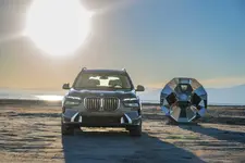 new-bmw-x7-on-location-palm-springs-10-2022-2250px.webp