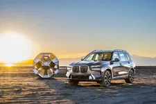 new-bmw-x7-on-location-palm-springs-10-2022-2249px.webp