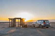 new-bmw-x7-on-location-palm-springs-10-2022-2250px.webp