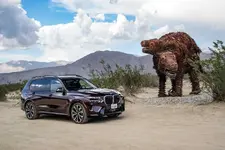 new-bmw-x7-on-location-palm-springs-10-2022-2249px.webp
