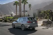 new-bmw-x7-on-location-palm-springs-10-2022-2249px.webp