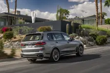 new-bmw-x7-on-location-palm-springs-10-2022-2249px.webp