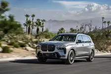 new-bmw-x7-on-location-palm-springs-10-2022-2249px.webp