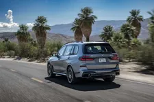 new-bmw-x7-on-location-palm-springs-10-2022-2249px.webp