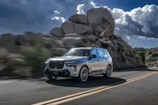 new-bmw-x7-on-location-palm-springs-10-2022-2249px.webp