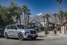 new-bmw-x7-on-location-palm-springs-10-2022-2249px.webp