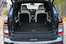 new-bmw-x7-on-location-palm-springs-10-2022-2250px.webp