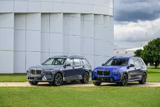 new-bmw-x7-on-location-palm-springs-10-2022-2250px.webp