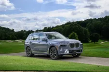 new-bmw-x7-on-location-palm-springs-10-2022-2249px.webp