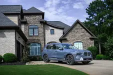 new-bmw-x7-on-location-palm-springs-10-2022-2249px.webp