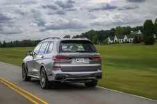new-bmw-x7-on-location-palm-springs-10-2022-2249px.webp