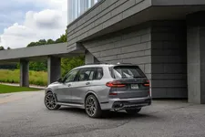 new-bmw-x7-on-location-palm-springs-10-2022-2249px.webp
