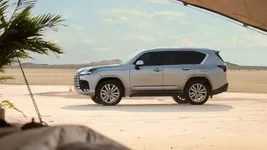 LX_Ultra_Luxury_3.webp