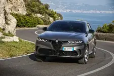 alfaromeotonalepluginhybridq4dynamic18-6373b9b9db04a.webp