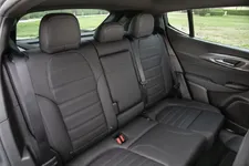alfaromeotonalepluginhybridq4interior23-6373b3421edd4.webp
