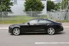 mercedes-benz-cls-c218-facelift-spied-with-negligible-camo-photo-gallery-1080p-6.webp