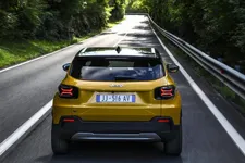 12_jeepavenger-63499286cd21f.webp