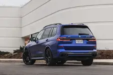 2023-bmw-x7-m60i-461-edit-1674757872.webp