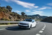 01_opel_521043-63d0fe31ba98f.webp