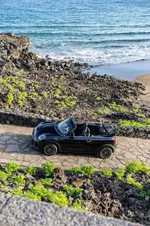 P90493896-mini-cooper-se-convertible-02-2023-999px.webp