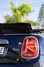 P90493922-mini-cooper-se-convertible-02-2023-999px.webp