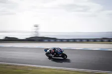 mw-motorrad-worldsbk-team-bmw-m-1000-rr-mic-2250px.webp