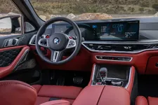 e-new-bmw-x6-m-competition-interior-02-2023-2250px.webp