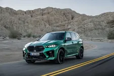 r-neue-bmw-x5-m-competition-dynamic-02-2023-2250px.webp