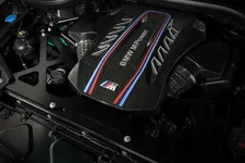 -neue-bmw-x5-m-competition-interior-02-2023-2250px.webp