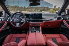 e-new-bmw-x6-m-competition-interior-02-2023-2250px.webp