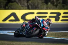 -championship-rokit-bmw-motorrad-worldsbk-t-2253px.webp