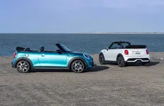 4-mini-cooper-s-convertible-seaside-edition-1500px.webp