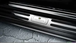 -rolls-royce-black-badge-wraith-black-arrow-2626px.webp