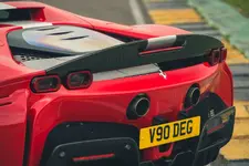 i-sf90-stradale-2021-road-test-review-rear-spoiler.webp