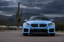 ew-bmw-m2-zandvoort-blau-on-location-static-2249px.webp