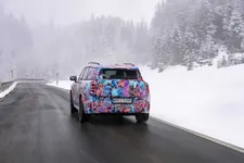 93-the-new-mini-countryman-electric-04-2023-2250px.webp