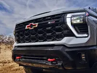 2024-chevrolet-silverado-hd-zr2-359.webp