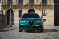 New Stelvio Q 100° Anniversario (09).webp