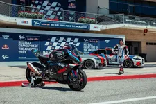 000-rr-motogp-safety-bike-grand-prix-of-the-2250px.webp