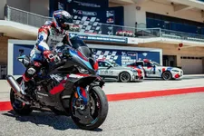 000-rr-motogp-safety-bike-grand-prix-of-the-2249px.webp