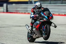 000-rr-motogp-safety-bike-grand-prix-of-the-2250px.webp