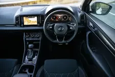 7706-KaroqSportlineinterior.webp