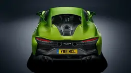 McLaren Artura green-3.webp