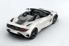 14851-McLaren750SSpider.webp