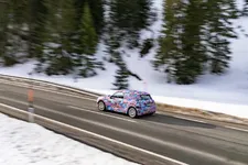 502157-the-new-mini-cooper-electric-05-2023-2250px.webp
